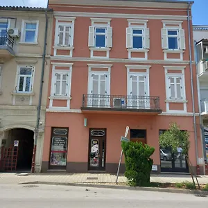 apartmani-iris-i-ana.primorje-gorskikotar.com/