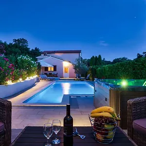 villa-ines-labin.in-istria.net/