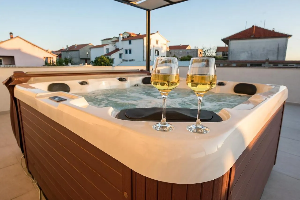 Luxury Apartments Golden Dreams Zadar 0*,